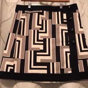 Geometric short skirt Ann Taylor